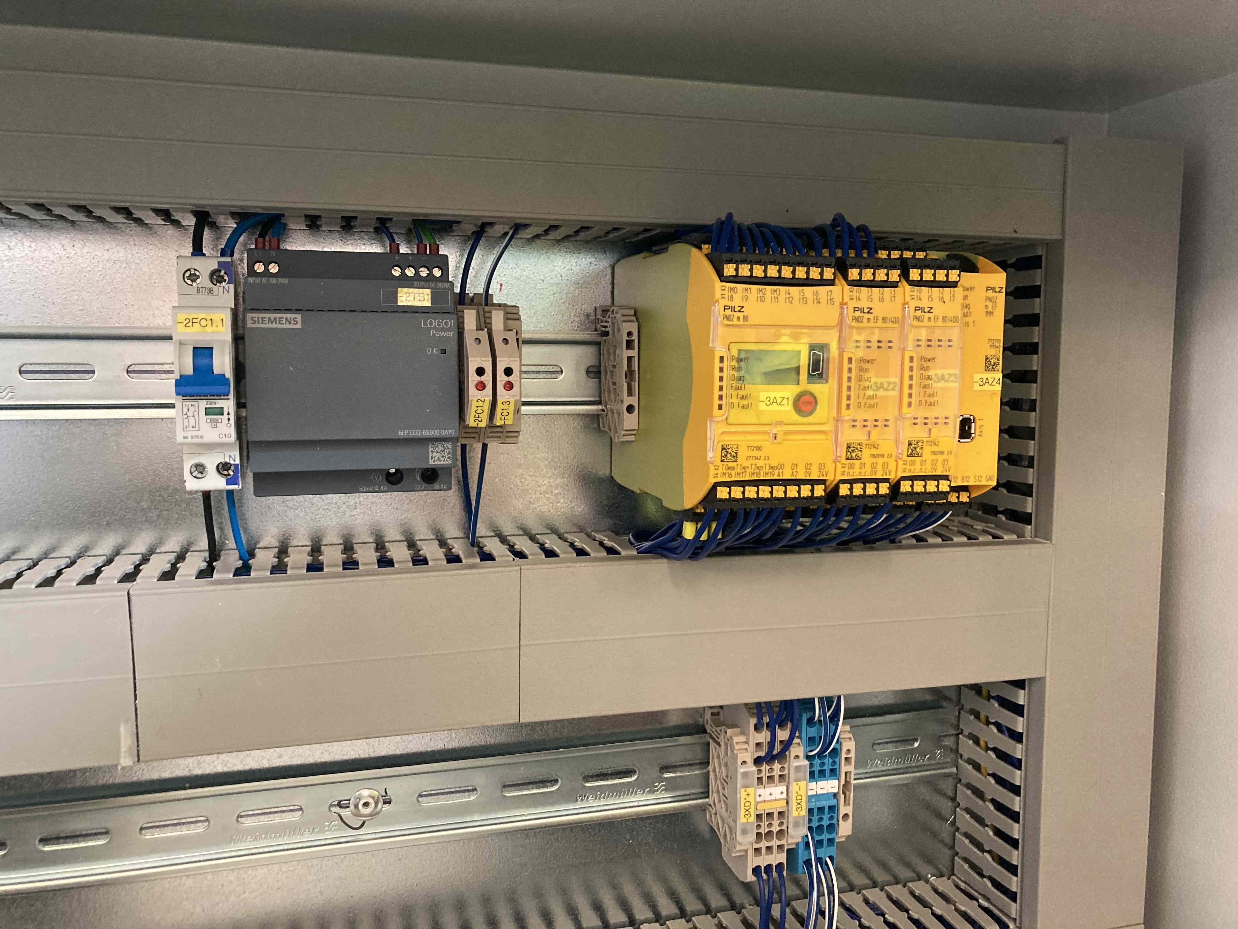 PNOZ multi 2, die sichere konfigurierbare Kleinsteuerung von Pilz